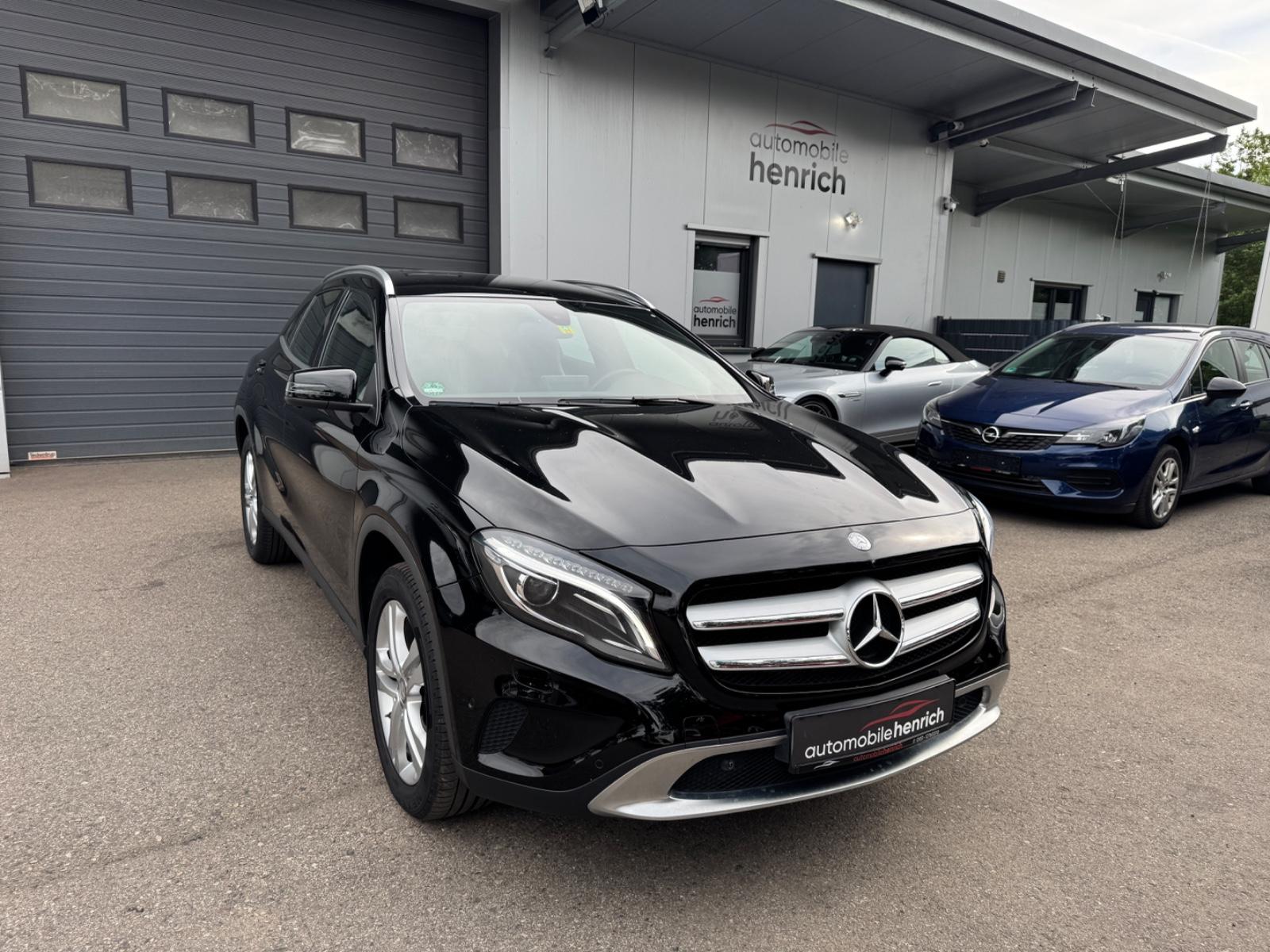 Mercedes-Benz GLA 180 Automatik,Ahk,Cam,Navi 8",Bi-Xenon