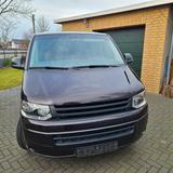 Volkswagen T5 Caravelle - Volkswagen T5 Caravelle: 8 Sitzer