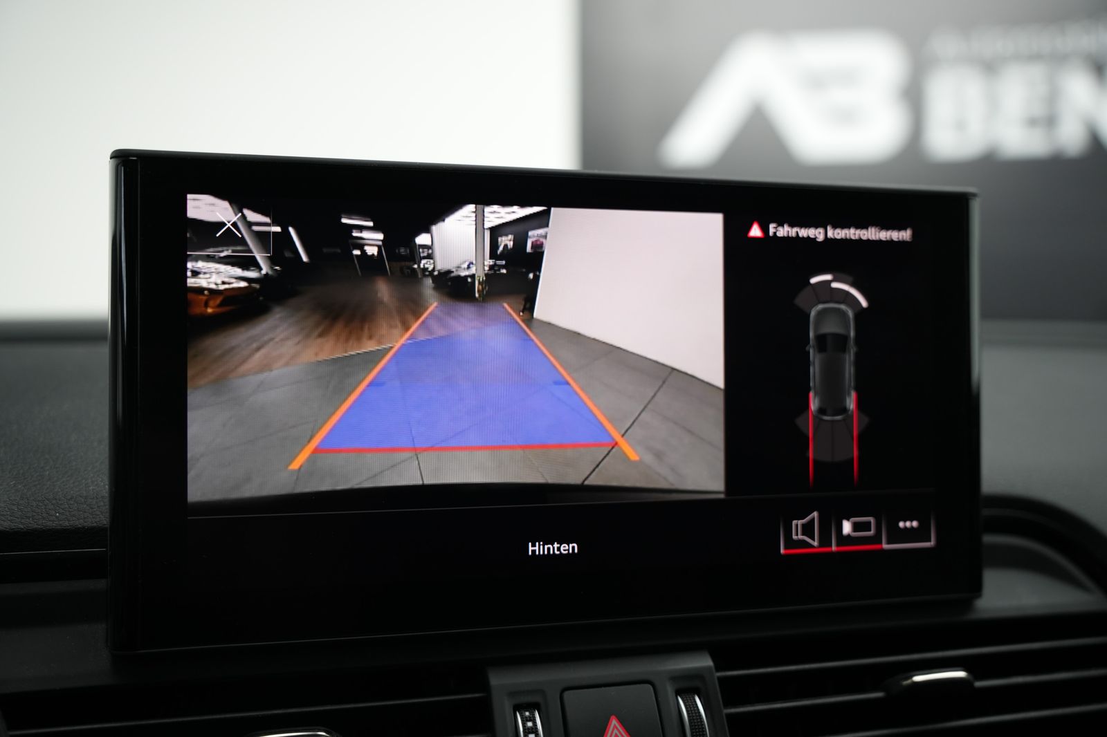 Fahrzeugabbildung Audi Q5 40 TDI *S-Line*Virtual*Rückfahrkamera*Navi
