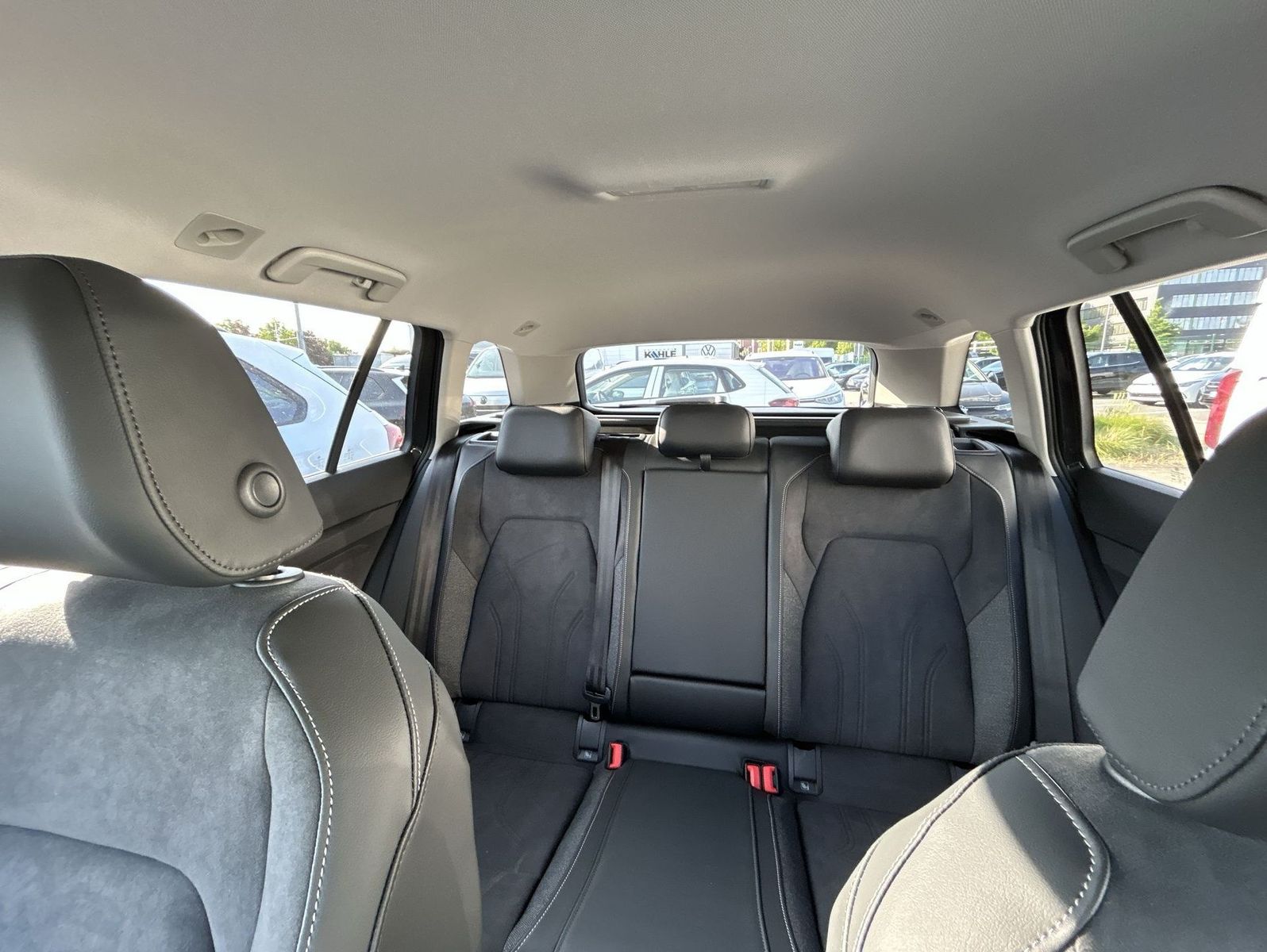 Volkswagen Golf - Bild 8