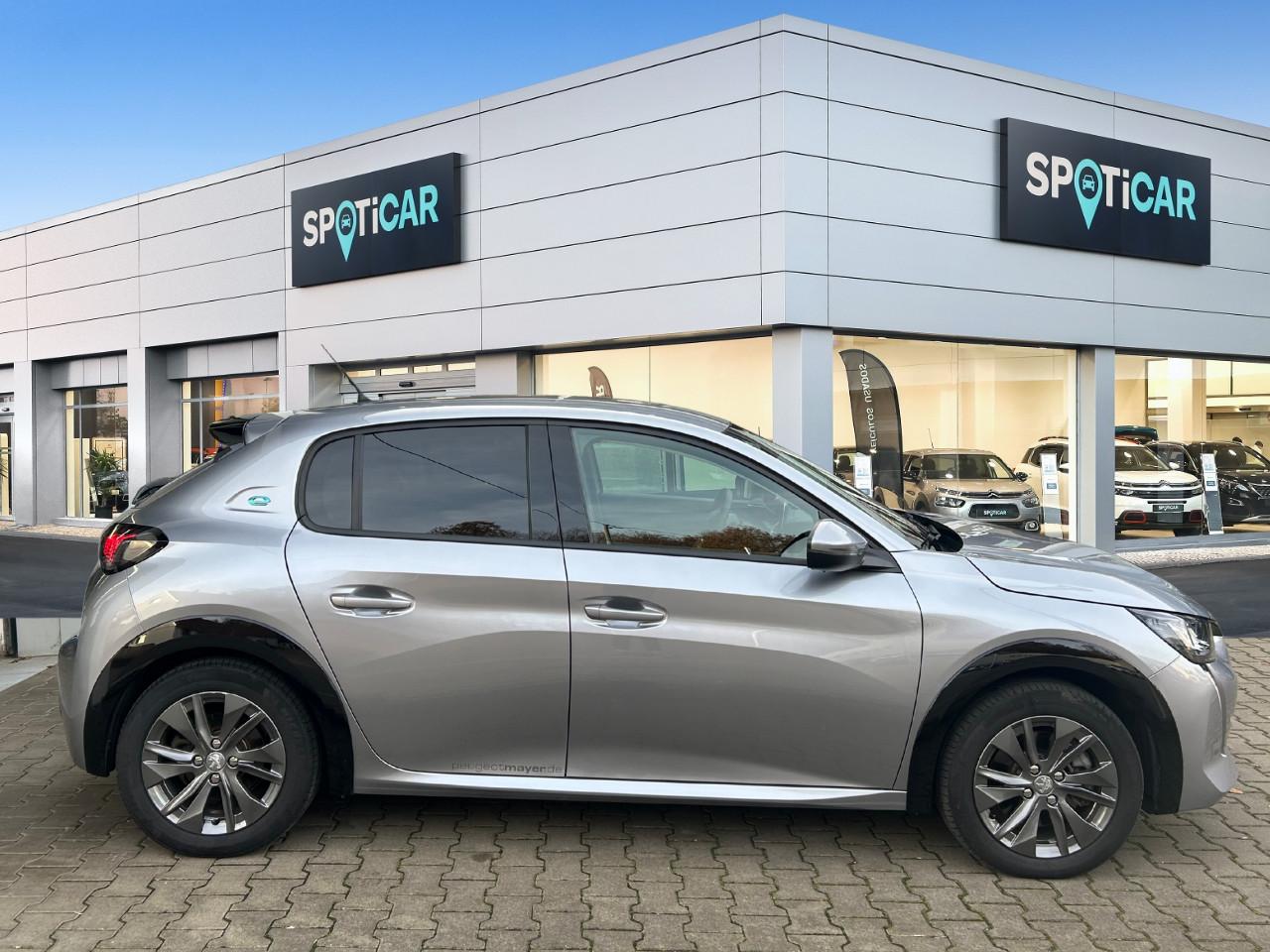 Peugeot e208 Allure Pack,SH,RFK,NAVI,11kW OBC