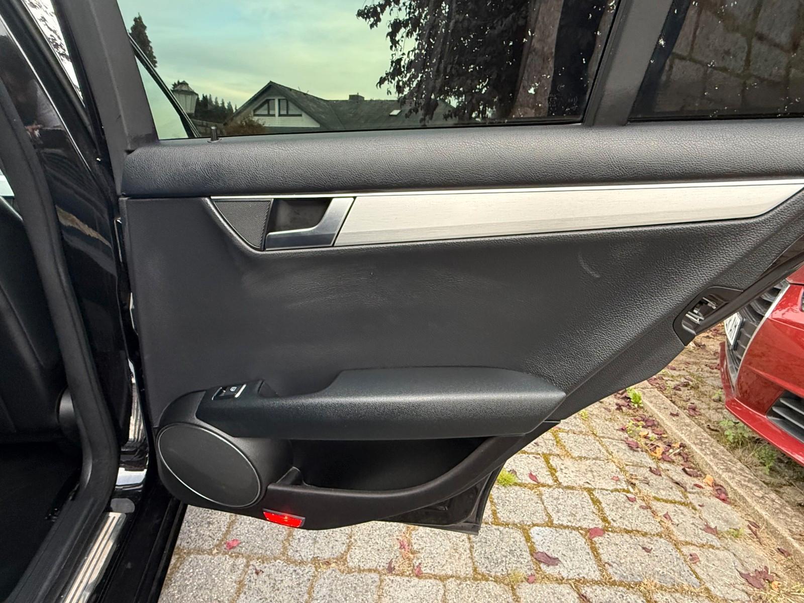 Mercedes-Benz C 180 C Limousine 1,8 CGI BlueEfficiency
