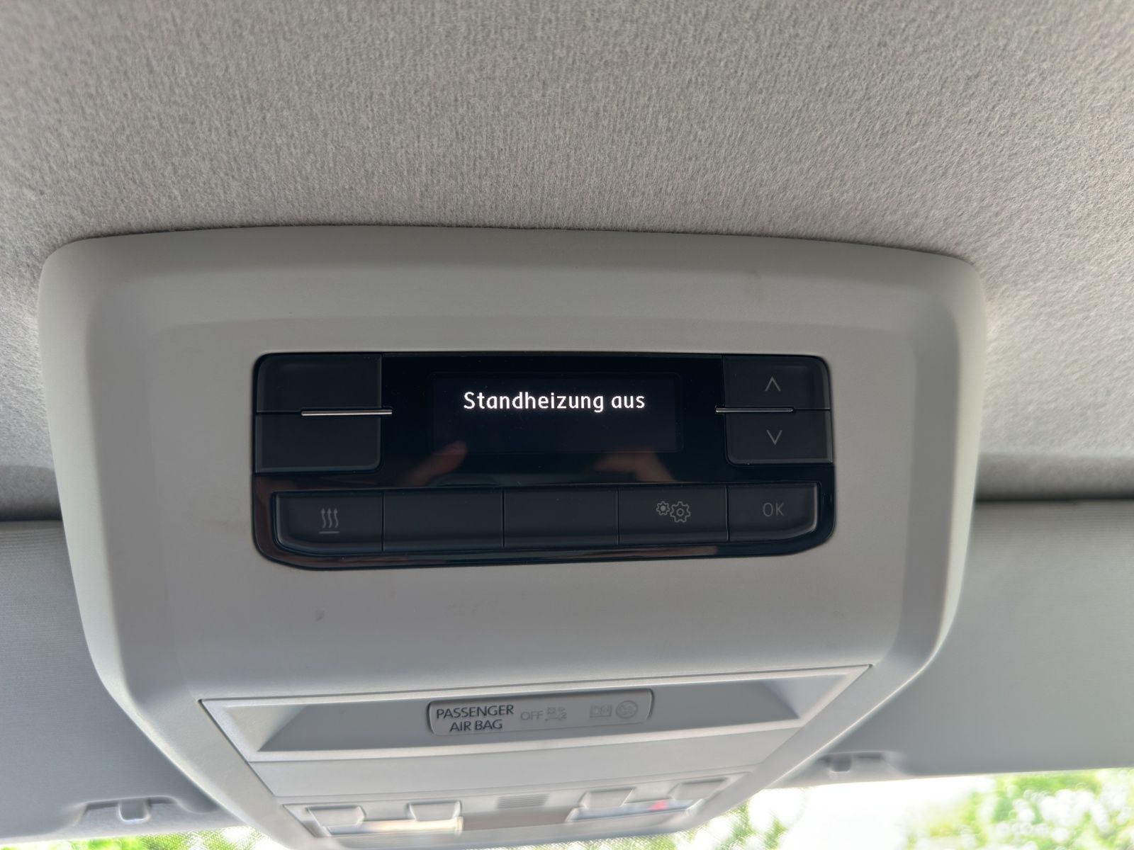 Fahrzeugabbildung Volkswagen T6 Transporter T6.1 Kasten TDI STH PDC DAB+ Klim
