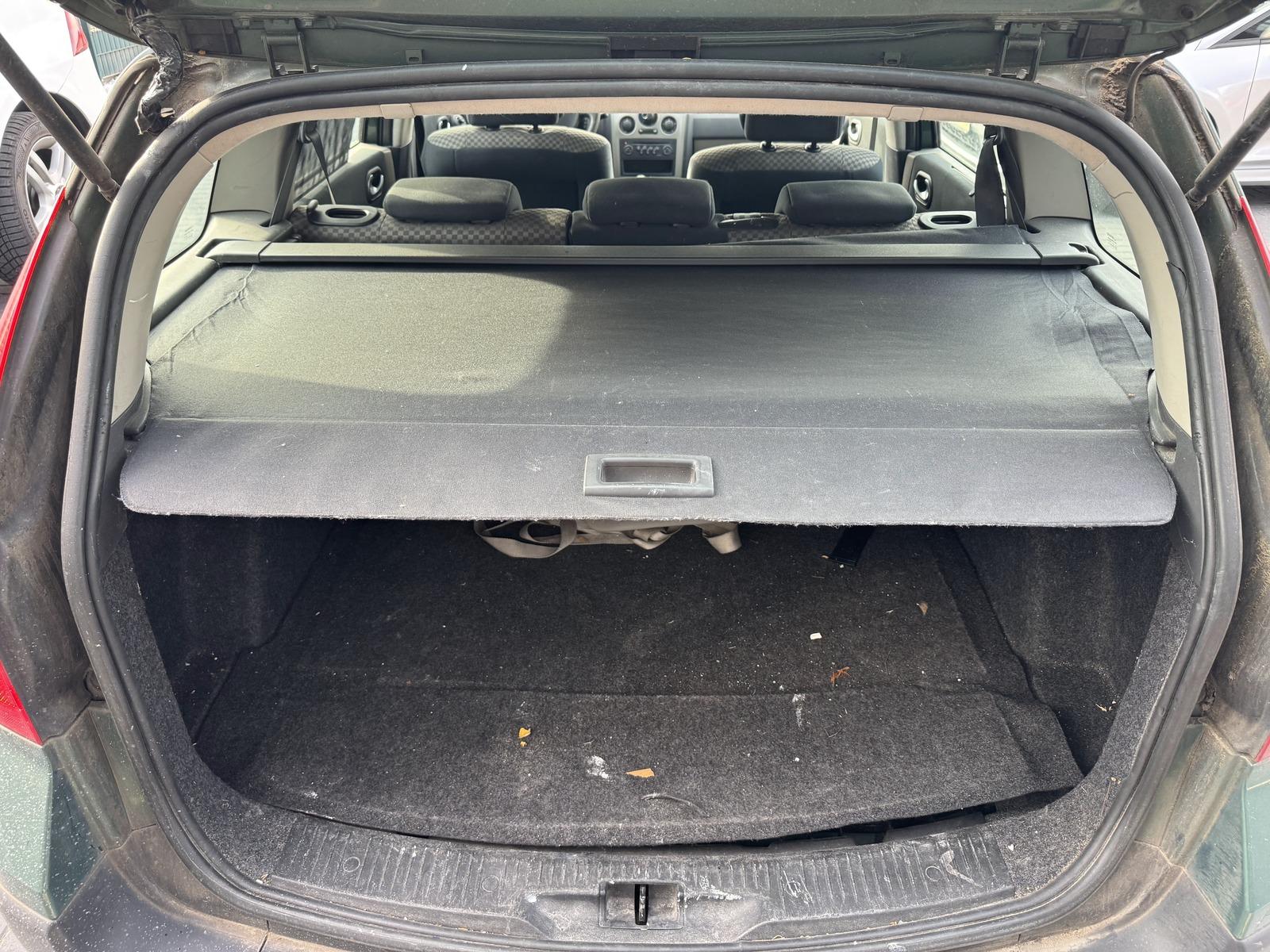 Renault Megane 2004 — photo 19
