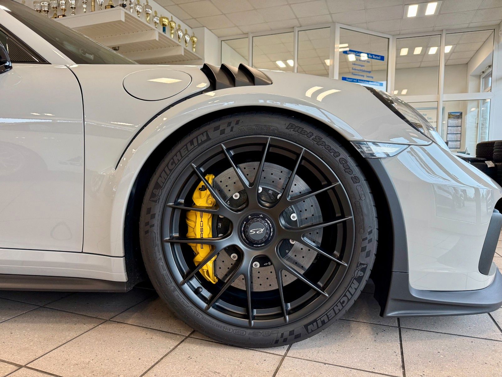 Fahrzeugabbildung Porsche 911 991 GT3 RS Weissach/LIFT/PCCB/APPROVED