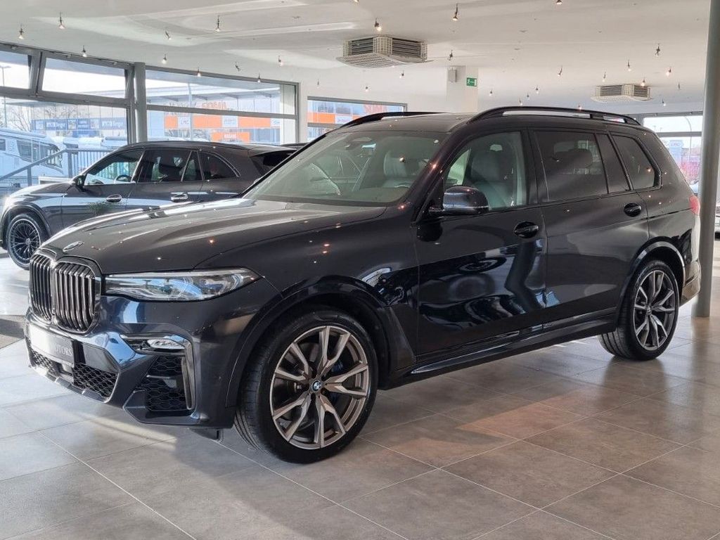 BMW X7 M50