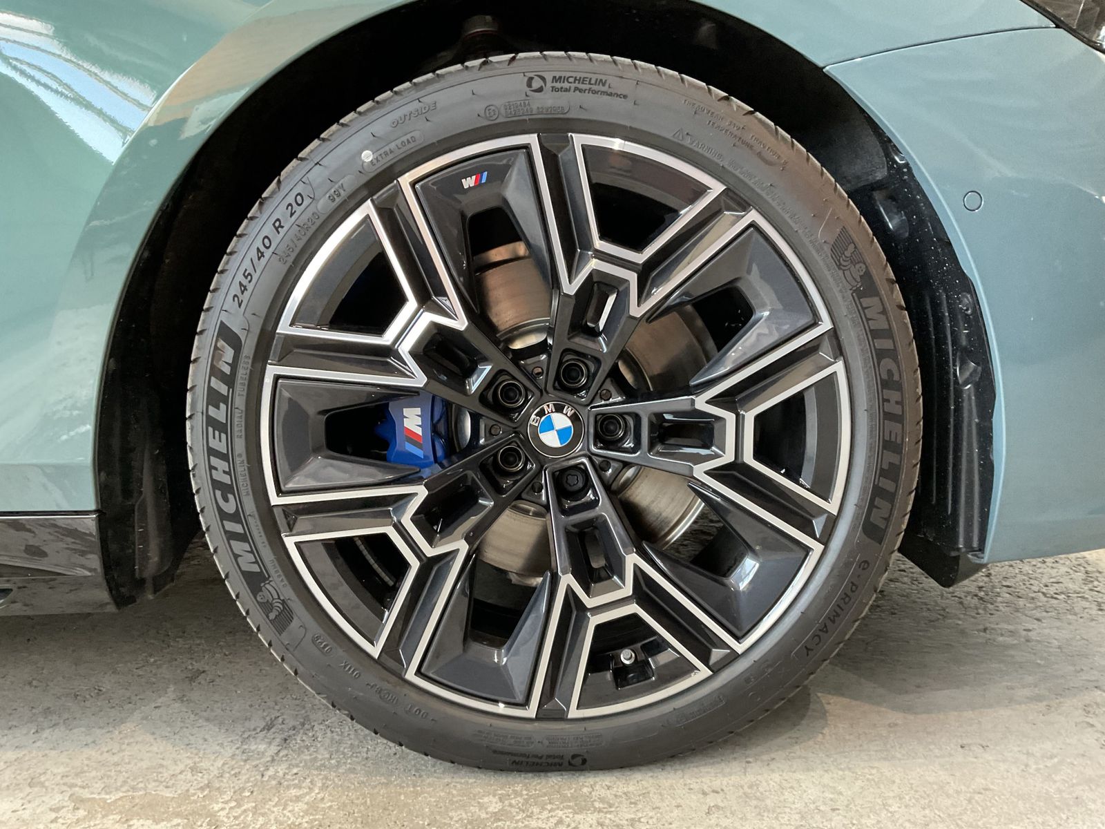 Fahrzeugabbildung BMW 520d Sitzbelüftung vorn | Standheizung | Lenkrad