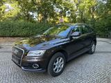 Audi Q5 2.0 TFSI quattro Navi AHK PDC TOP ZUSTAND! - Audi Q5 aus 2013 mit Benzin-Antrieb: Geländewagen, 2.0
