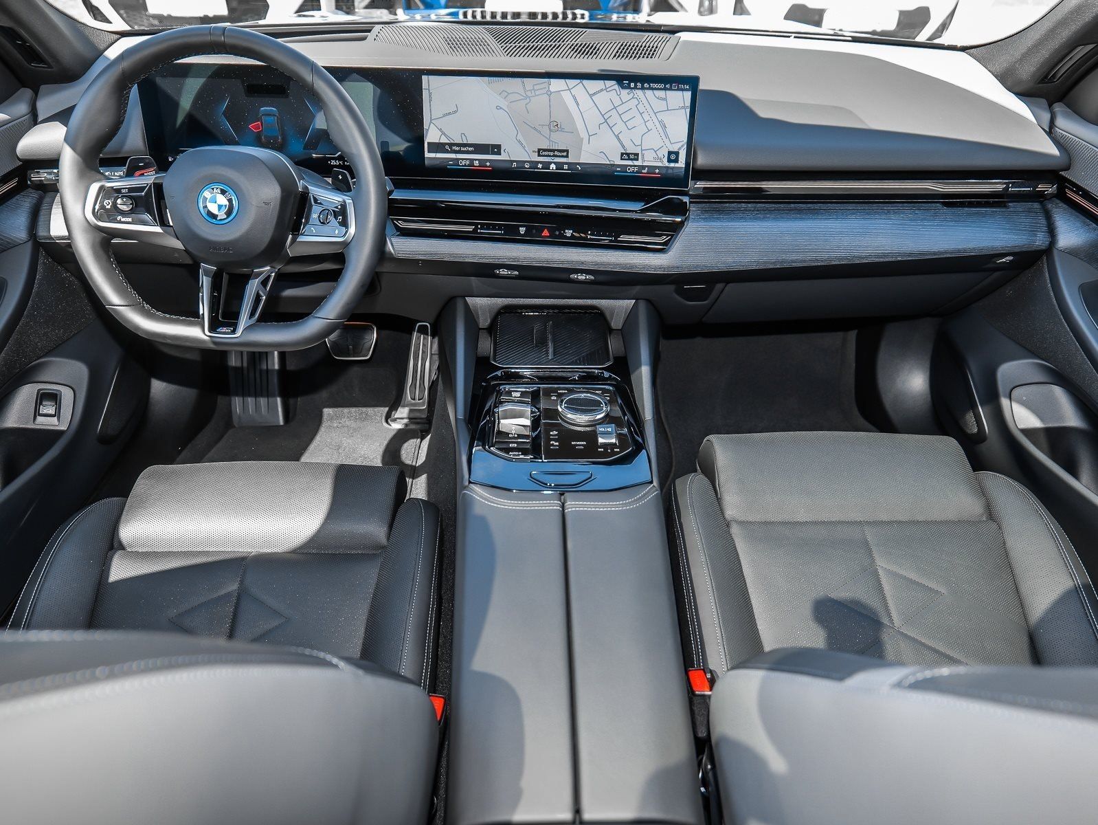 BMW 530e M Sport Pro AHK Pano H K DA prof. Pa foto 3