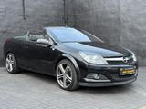 Opel Astra H Twin Top Cosmo*GARANTIE*TÜV NEU*1HAND* - Opel Astra: Schwarz, Twin Top
