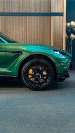 2022 Aston Martin DBX — миниатюра 25