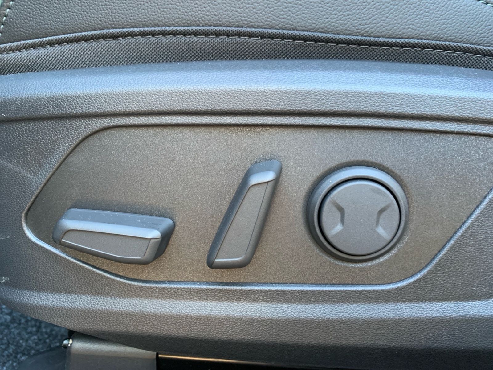 Fahrzeugabbildung Hyundai TUCSON 1.6 T-GDI Prime Hybrid Digital Key