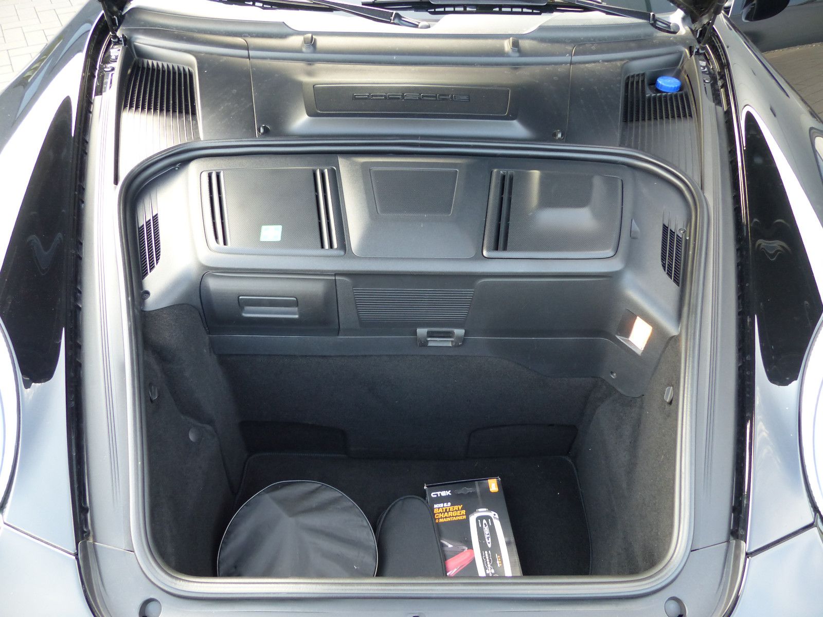 Fahrzeugabbildung Porsche 997.2 Carrera 4 S Coupe *Schalter*
