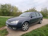 Ford Mondeo - Ford Mondeo aus 2006: Kombi