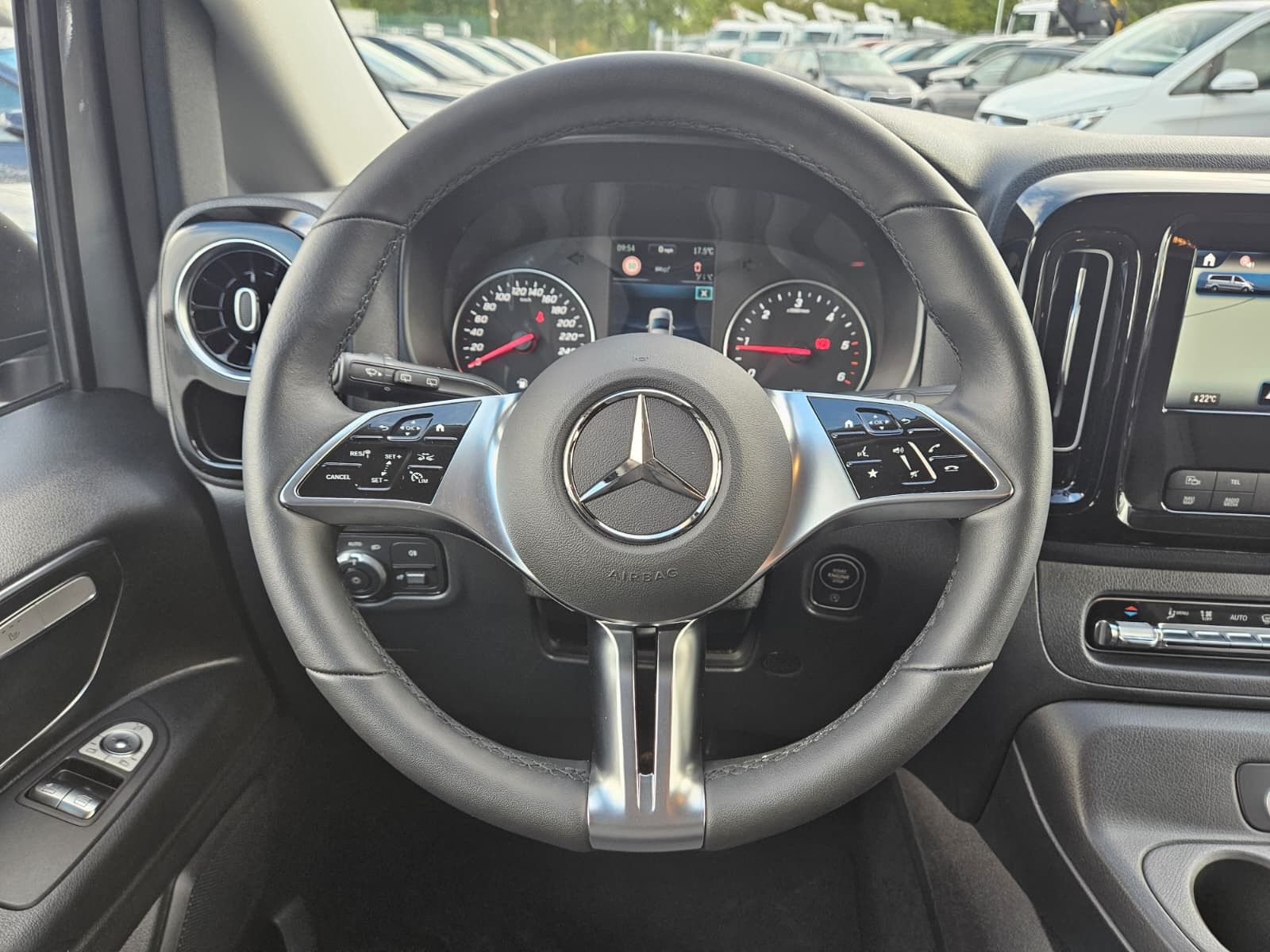 Fahrzeugabbildung Mercedes-Benz Vito 119 Tourer lang SELECT Sport LED*LEDER*AHK