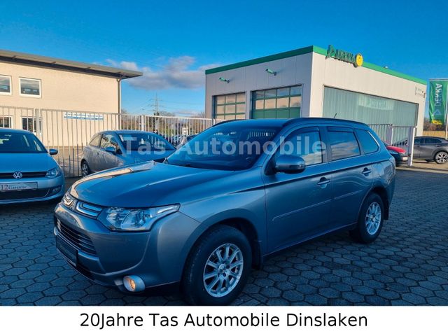 Mitsubishi Outlander 2.2 DI-D ClearTec Invite "Scheckheft..