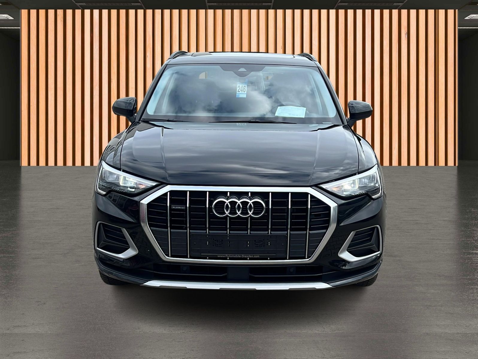 Audi Q3 40 TFSI quattro Pano SideAss foto 4