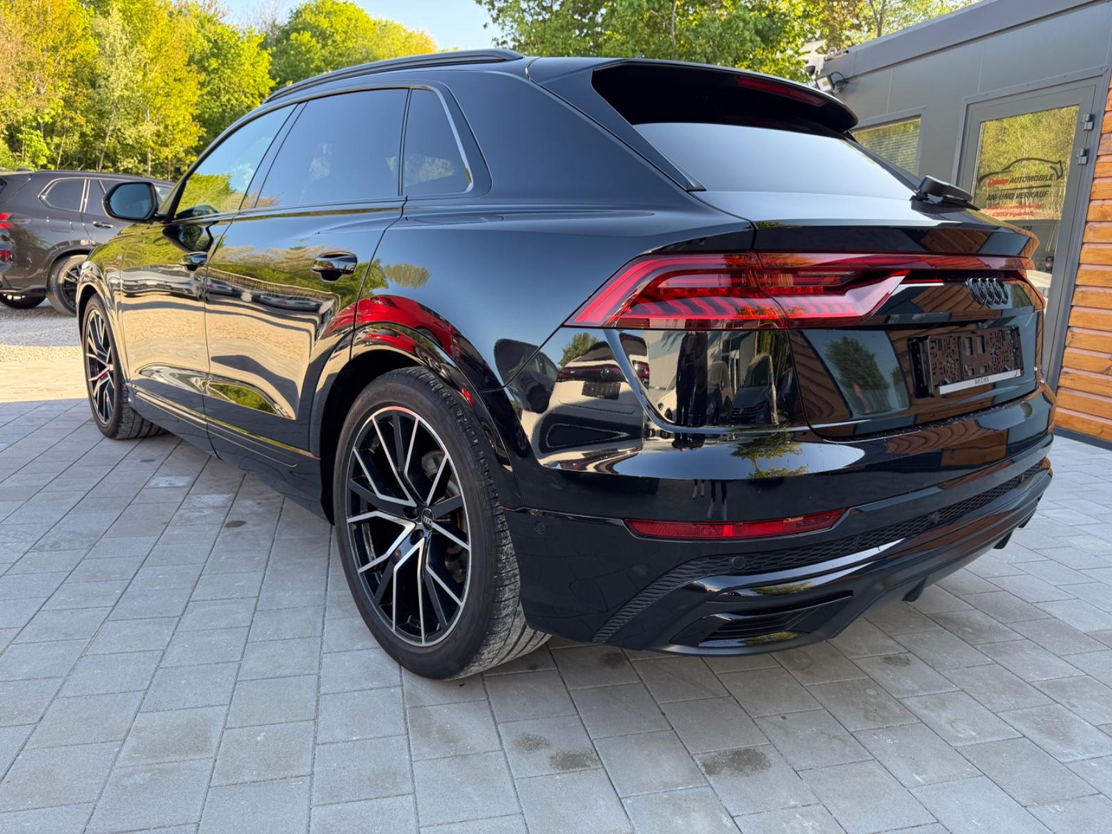 Audi Q8 50 TDI quattro*S-Line*Matrix*Raute*