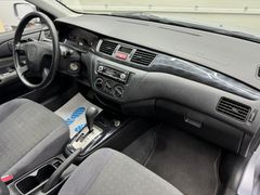 Fahrzeugabbildung Mitsubishi Lancer 1.6 Kombi Comfort / Automatik Klimaanlage