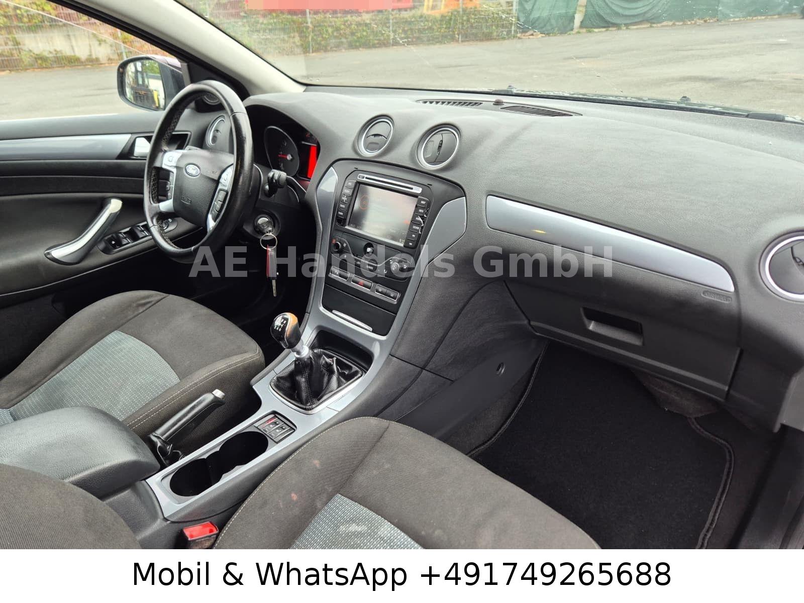 Ford Mondeo 2013 — photo 26