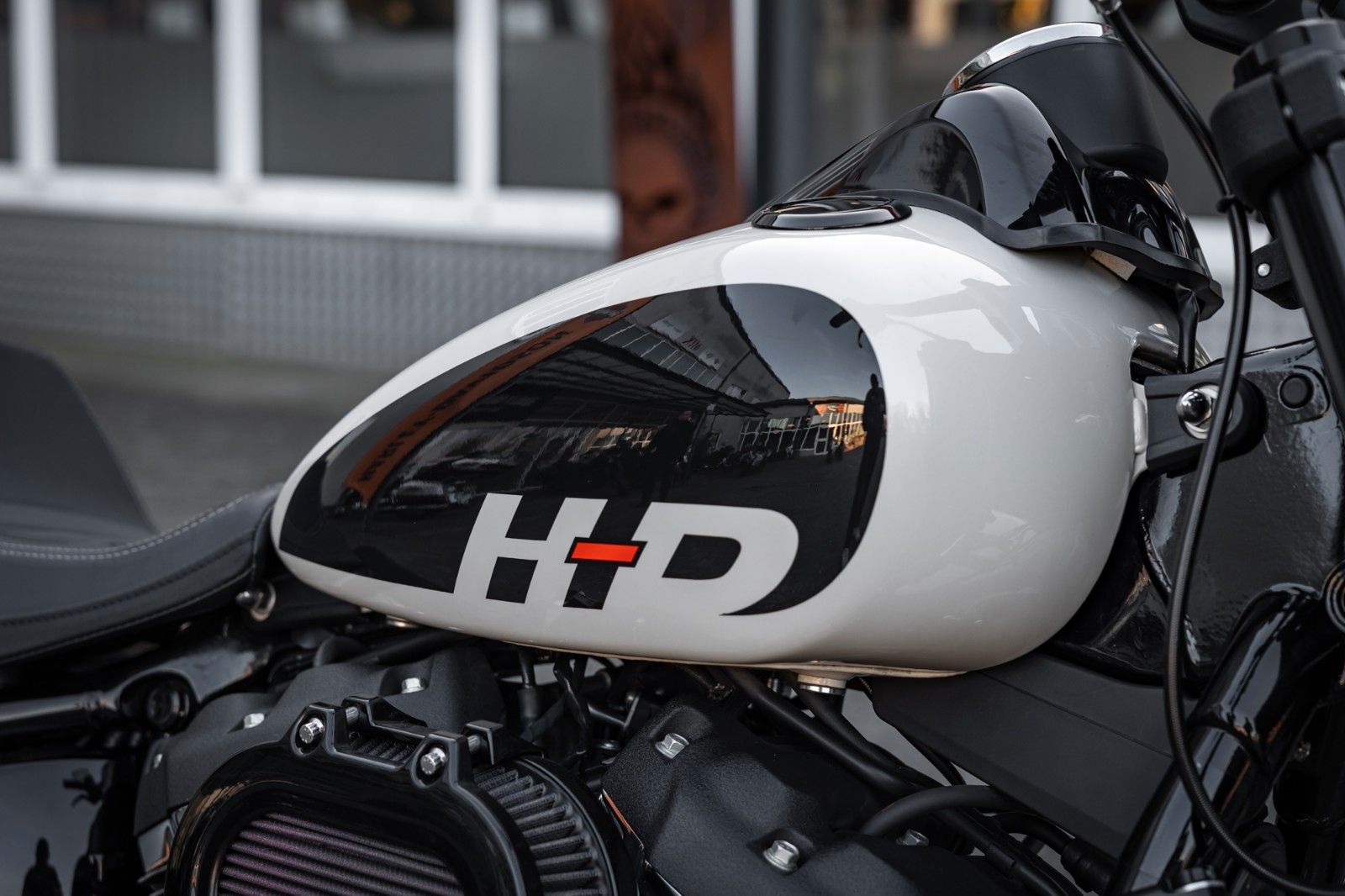 Fahrzeugabbildung Harley-Davidson FXFBS FAT BOB 140 CUI SOFTAIL - TORXSTER  JEKILL