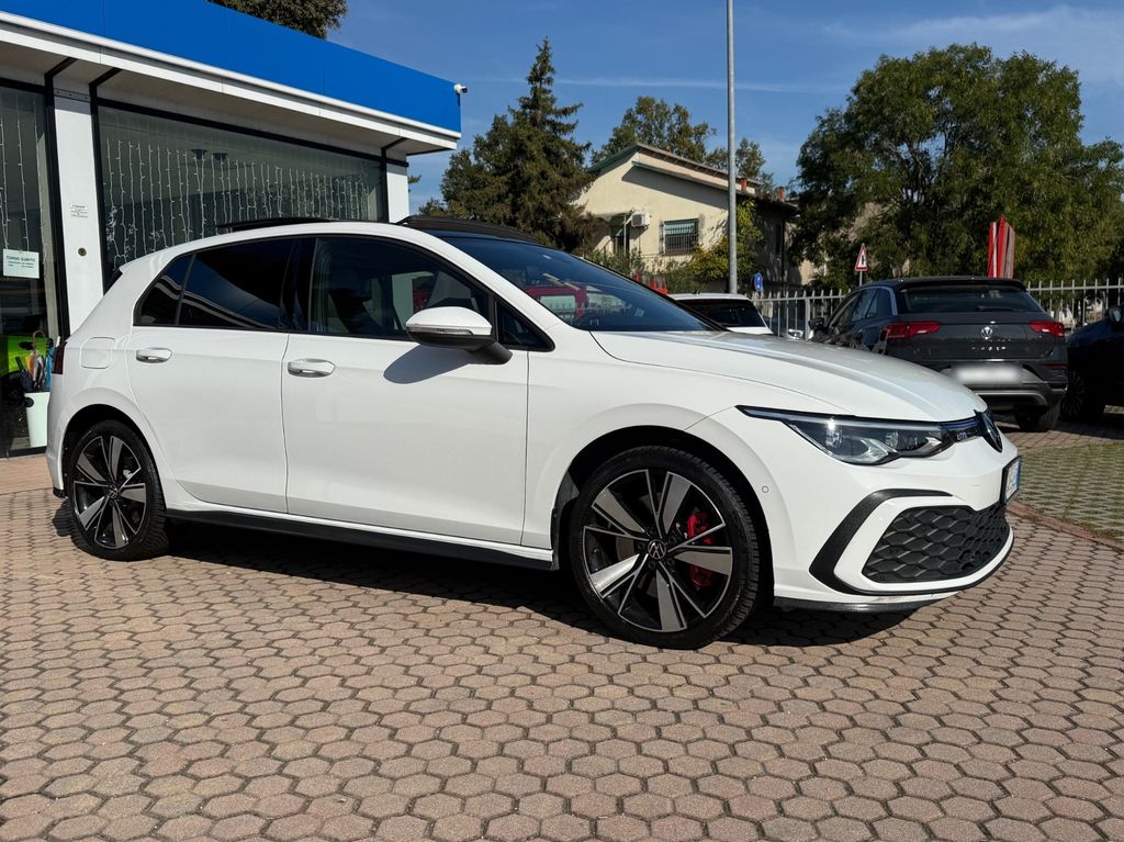 Image of Volkswagen Golf