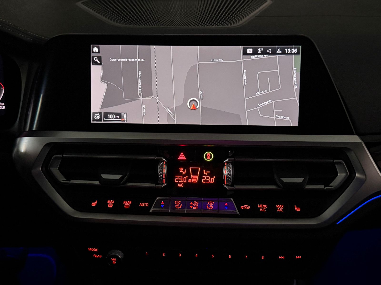 Fahrzeugabbildung BMW 330 d xDrive M SPORT/360*/ACC/HuD/LASER/DE FZG