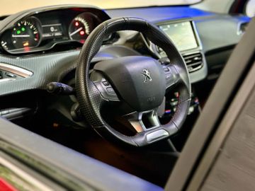 Fahrzeugabbildung Peugeot 208 Allure*GT Line*NAVI*LED*Klima*1.Hand