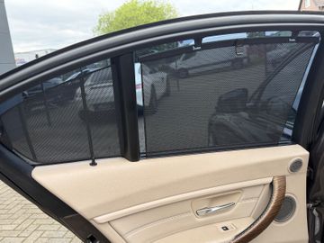 BMW 330 - 11