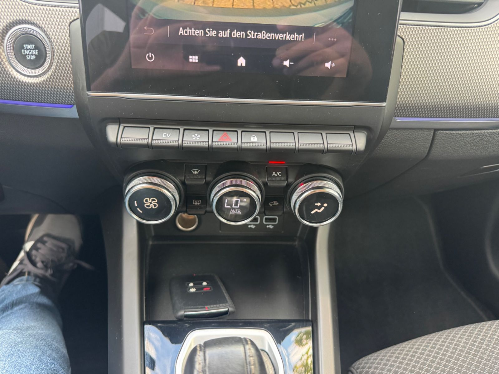 Fahrzeugabbildung Renault Arkana Intens E-Tech LED+NAVI+ACC+Kamera