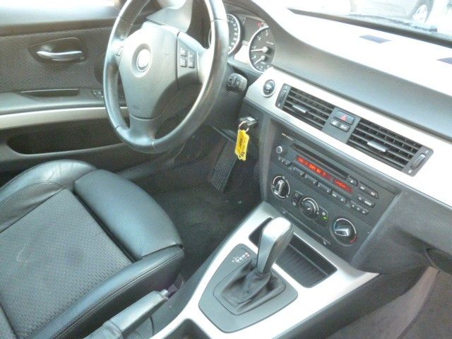 325i Touring 3,0i Automatik, PP, Xenon,Sitzheizu