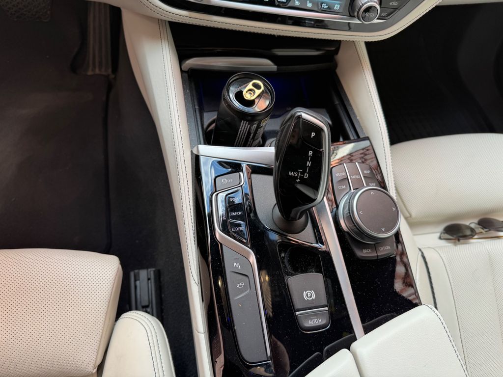 Image of BMW 540