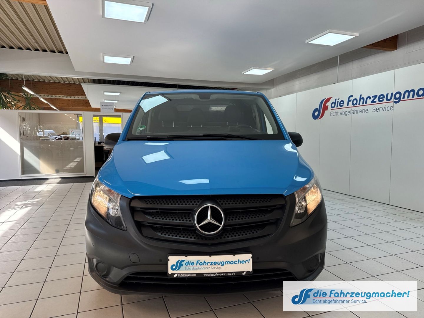 Fahrzeugabbildung Mercedes-Benz Vito Kasten 111 CDI FWD lang BlueTEC  SHZ Parkle