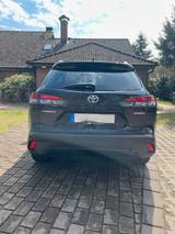 Toyota Corolla Cross 2.0-l-VVT-i Hybrid Team D Allrad - gebrauchte Toyota Corolla Cross aus dem Jahr 2024