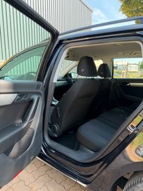 Volkswagen Passat Variant - 12