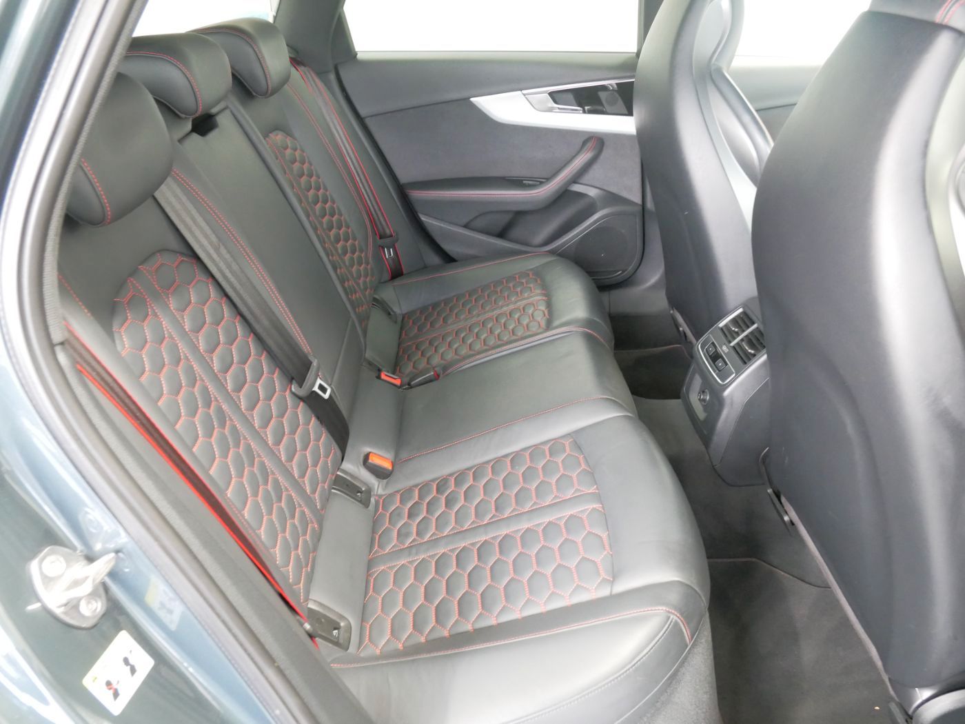 Audi RS4 - Bild 8