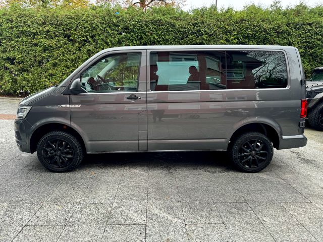 Volkswagen T6 Multivan 2.0 TDI DSG  4Motion BULLI *LED*AHK*