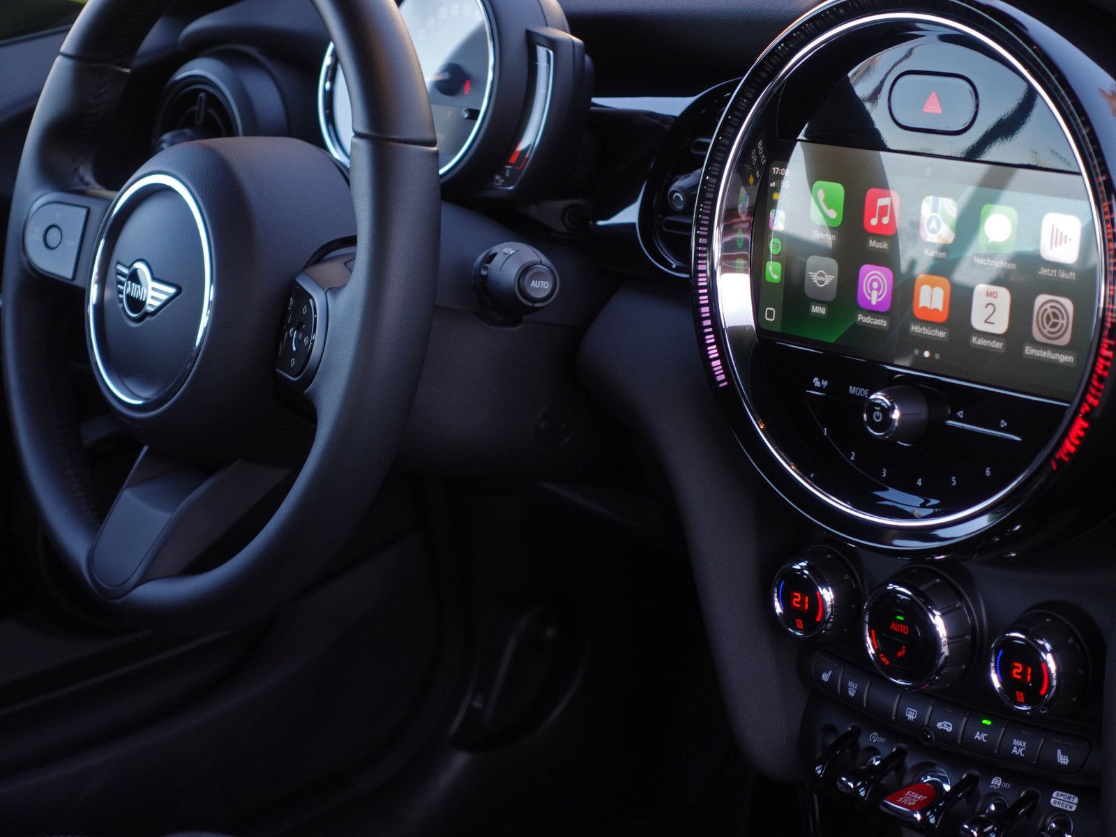 Fahrzeugabbildung MINI Cooper Cabrio Aut. I.Hd Navi CarPlay ZestyYellow