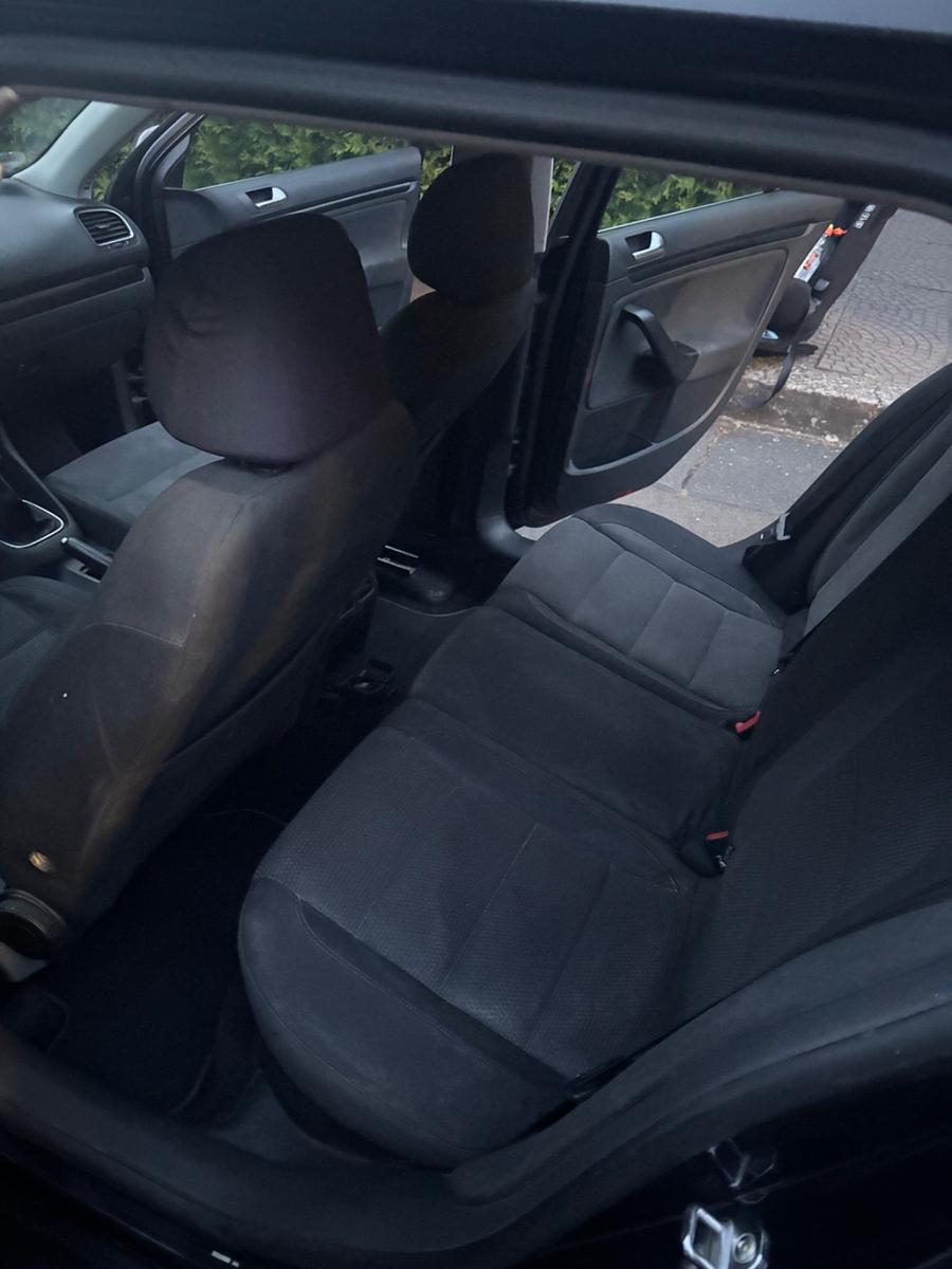 Volkswagen Golf 2010 — photo 13
