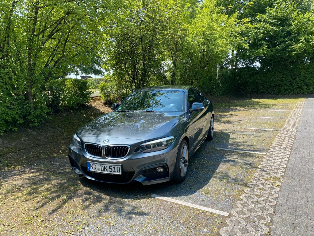 BMW 220