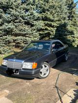 Mercedes-Benz W124 - Mercedes-Benz E 230 aus 1992