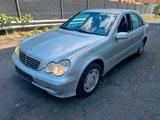 Mercedes-Benz Mercedes Benz c220 cdi - Mercedes-Benz C 220 aus 2000