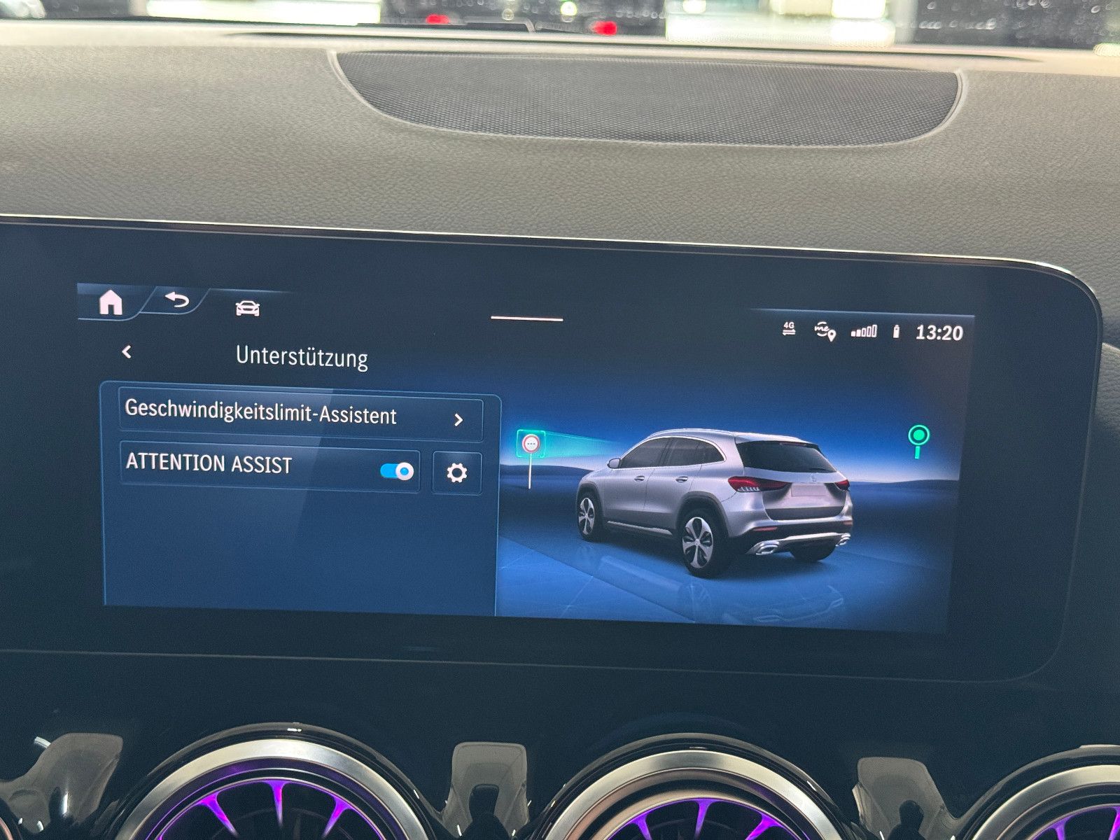Fahrzeugabbildung Mercedes-Benz GLA 200 d 8GT AMG LINE PLUS MBUX DISTRONIC 19ALU