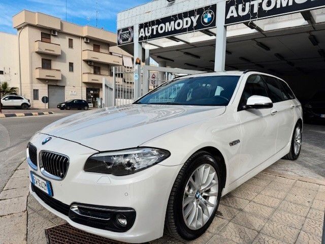 BMW Bmw 520 520d xDrive Touring Luxury Tetto-Navi Pr