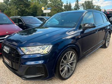 Audi Q7 - 1