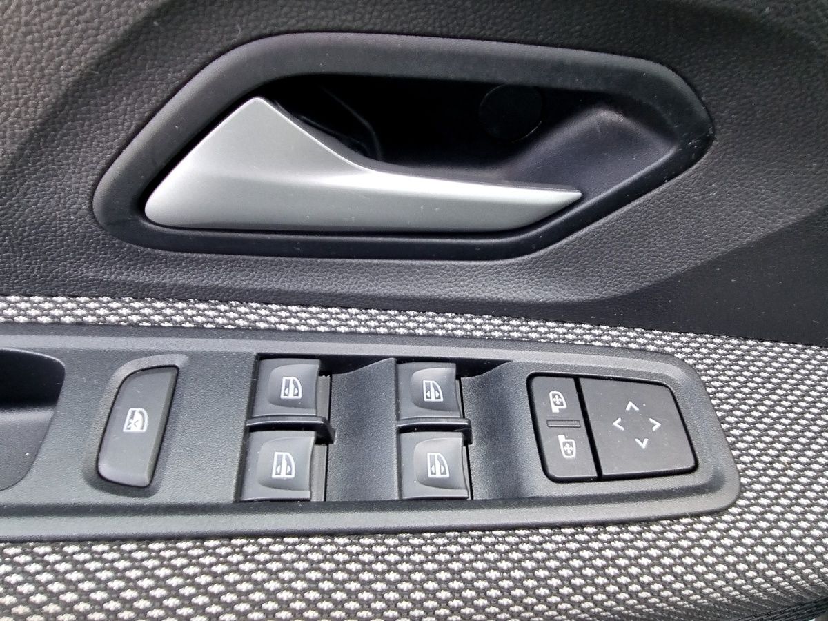 Fahrzeugabbildung Dacia Jogger Expression TCe 110