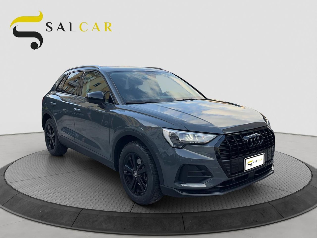 Audi Q3 2.0 tdi 150cv Business automatica 2019 imagem 3