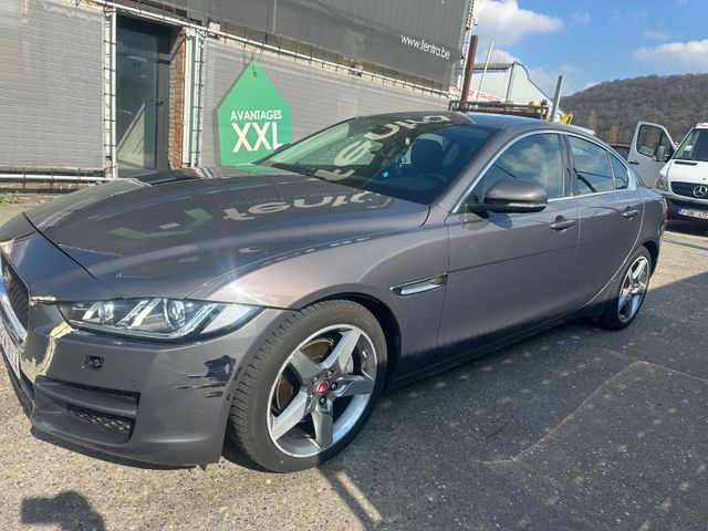 Jaguar XE Prestige