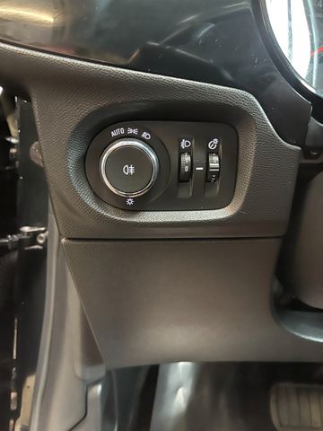 MYAUTOCENTER – Gebraucht- und Jahreswagen mit Werkstattservice in Pfaffenhofen Opel Corsa F Edition *LED*Klima*Sitzheizung*