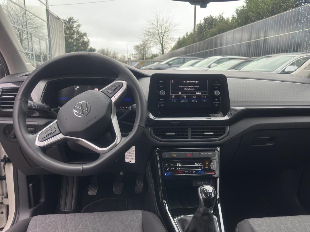 Fahrzeugabbildung Volkswagen T-Cross Life 1.0 TSI, SH,ACC,Climatronic,LED,App